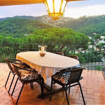Casa de vacances Cala Canyelles & Private With Garden *