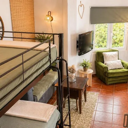 펜션 Cala Canyelles & Private With Garden *