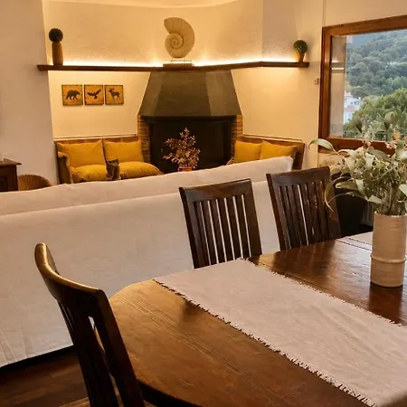 Casa de vacances Cala Canyelles & Private With Garden *