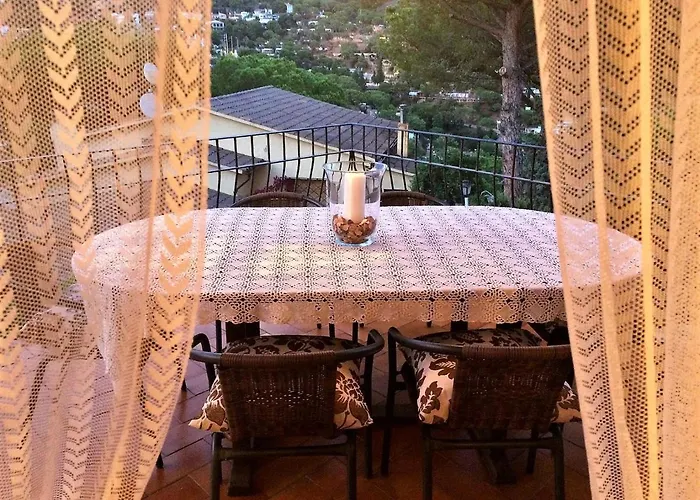 Cala Canyelles Villa & Private Studio With Garden Prázdninový dům