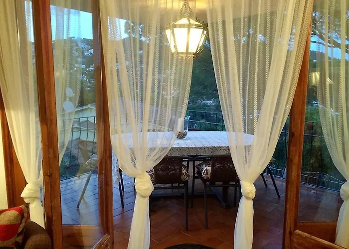 Cala Canyelles Villa & Private Studio With Garden Prázdninový dům *
