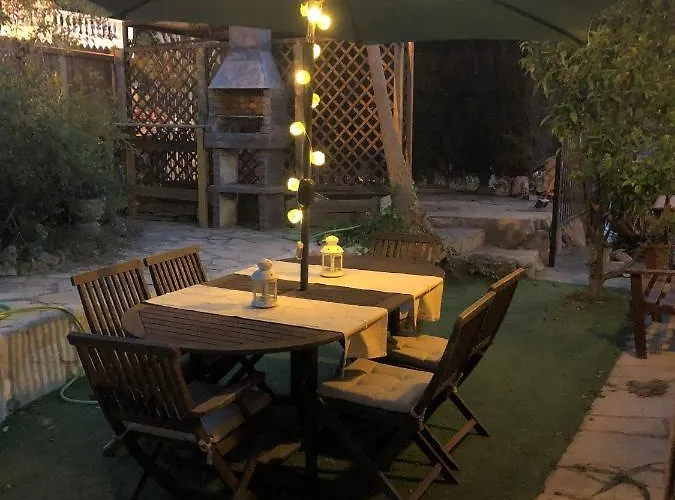 Cala Canyelles Villa & Private Studio With Garden Prázdninový dům *