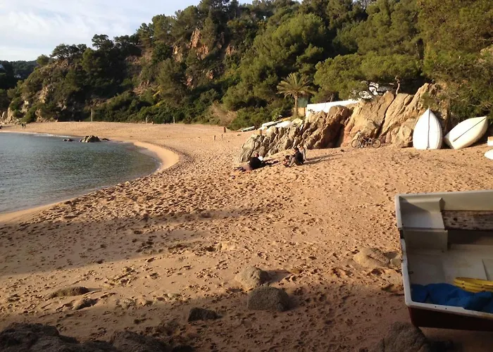 Cala Canyelles Villa & Private Studio With Garden