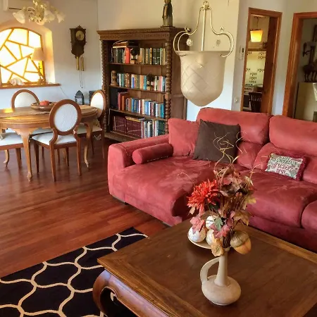 בית נופש Cala Canyelles & Private With Garden